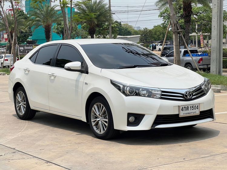 Toyota Altis 2015 1.8 V Sedan เบนซิน เกียร์อัตโนมัติ ขาว รูปที่ 3