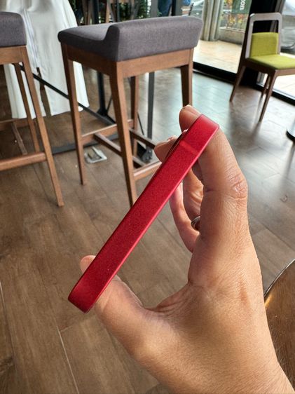 iPhone 12 64 gb สีแดง รูปที่ 4