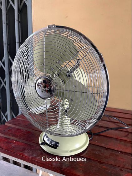 พัดลม ทรงคลาสสิคสะสม รูปที่ 2