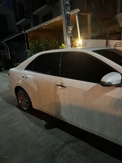 Toyota Camry 2018 2.5 Hybrid Premium Sedan ไฮบริด ไม่ติดแก๊ส เกียร์อัตโนมัติ ขาว รูปที่ 3