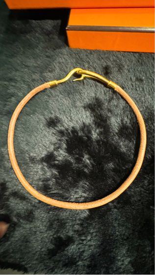 สร้อยข้อมือและสร้อยคอโชคเกอร์ HERMES Jumbo สีทอง รูปที่ 4
