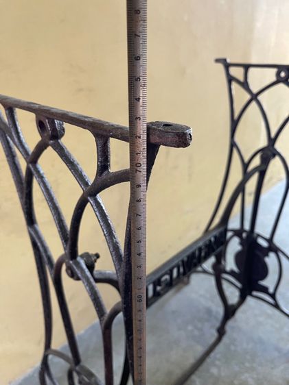 ขาจักร HUSOVARNA เหล็กหล่อสะสม รูปที่ 9