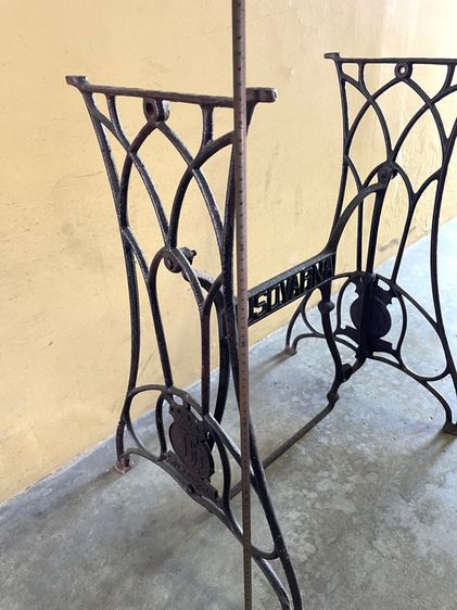 ขาจักร HUSOVARNA เหล็กหล่อสะสม รูปที่ 8