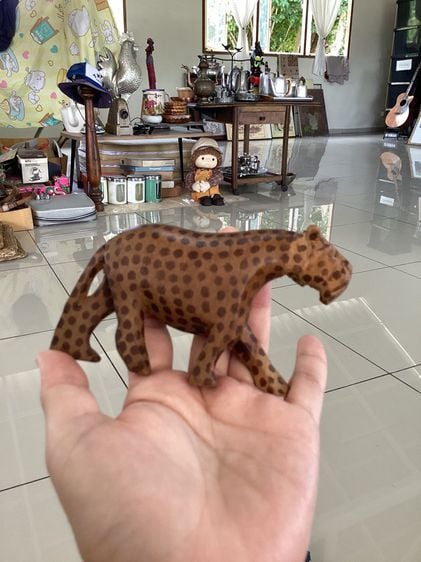 Hand Carved Wooden Leopard   รูปที่ 8