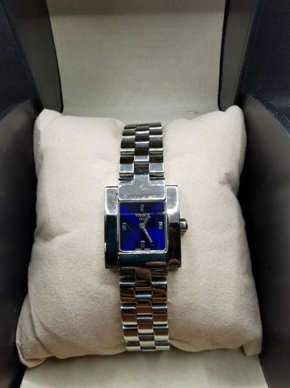นาฬิกา Tissot เดินดียังสวยขายถูกครับ