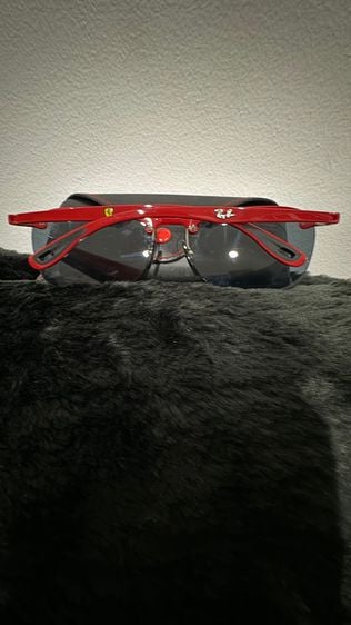 Ray Ban Sunglasses RB4302M F62387 Ferrari Collection Red แว่นตากันแดด เร แบน รูปที่ 4