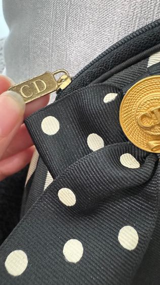 Christian Dior Cosmetic Bag กระเป๋าเครื่องสำอางค์ คริสเตียน ดิออร์  รูปที่ 3