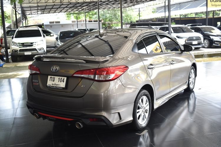 Toyota Yaris ATIV 2018 1.2 G Sedan เบนซิน ไม่ติดแก๊ส เกียร์อัตโนมัติ น้ำตาล รูปที่ 4