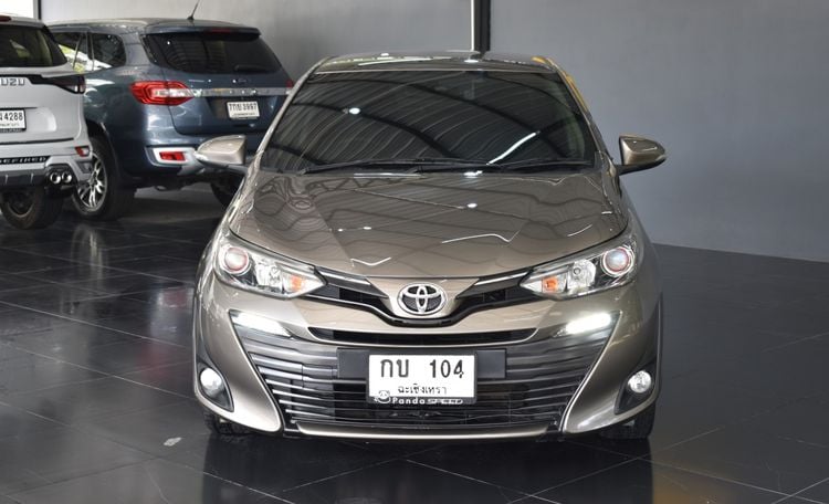 Toyota Yaris ATIV 2018 1.2 G Sedan เบนซิน ไม่ติดแก๊ส เกียร์อัตโนมัติ น้ำตาล รูปที่ 2
