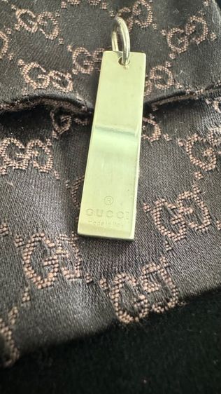 สร้อยคอและจี้ GUCCI จี้ป้ายโลโก้สีเงิน เงินแท้925