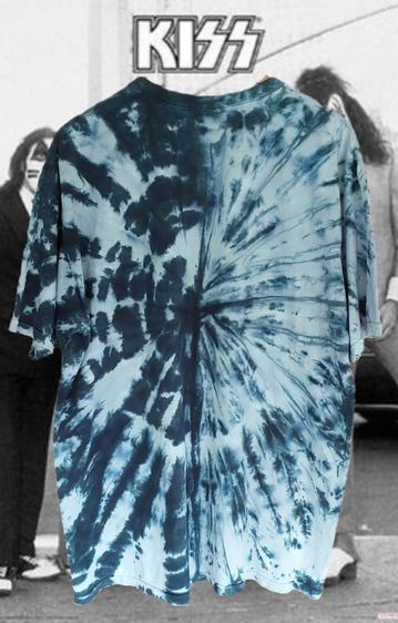 เสื้อวง  KISS
 Destroyer '76 Liquid Blue
 Short Sleeve Blue Tie Dye
 Band Tee Shirt  2016' รูปที่ 2