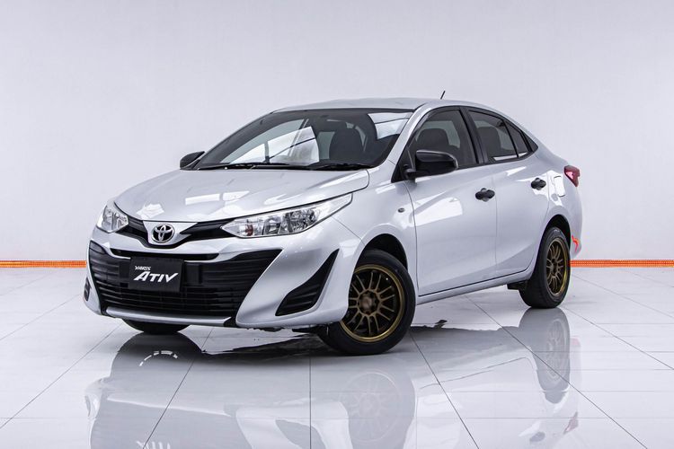 Toyota Yaris ATIV 2019 1.2 J Eco Sedan เบนซิน ไม่ติดแก๊ส เกียร์อัตโนมัติ เทา รูปที่ 4