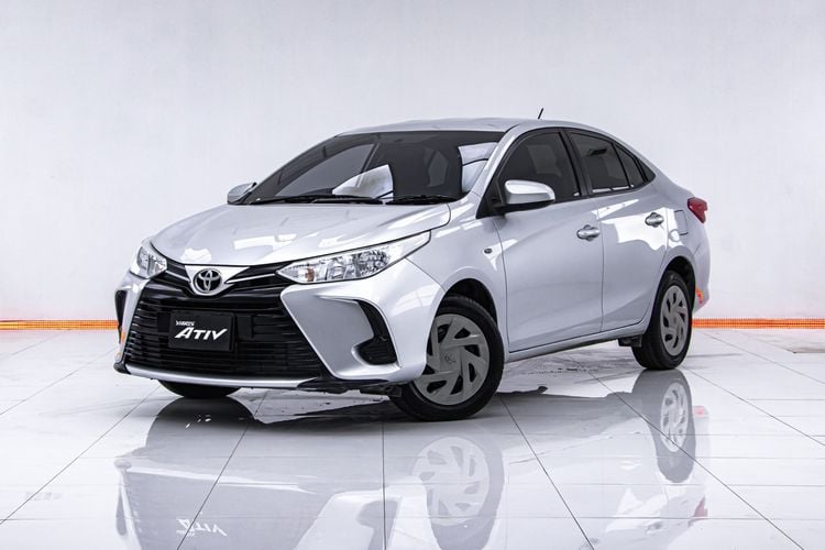 Toyota Yaris ATIV 2020 1.2 Entry Sedan เบนซิน ไม่ติดแก๊ส เกียร์อัตโนมัติ เทา รูปที่ 4
