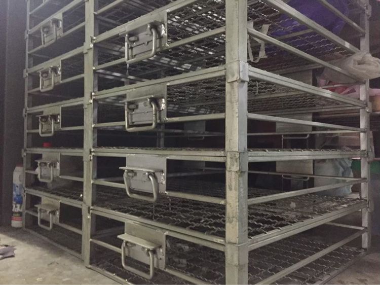 ตะแกรงเหล็กชุบซิงค์อย่างดี ทนน้ำได้ ไม่เป็นสนิม แข็งแรง จัดเรียงง่าย ใช้งานได้หลากหลาย เหมาะกับงานด้านอาหารและเครื่องดื่มหรืออื่นๆ รูปที่ 2