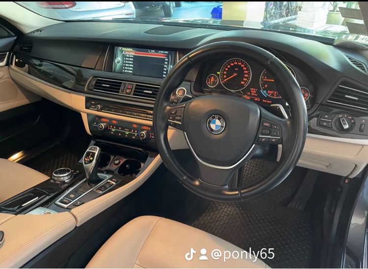 BMW Series 5 2014 525d Sedan ดีเซล ไม่ติดแก๊ส เกียร์อัตโนมัติ เทา รูปที่ 3