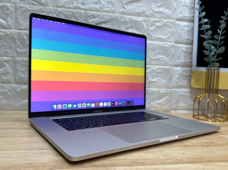 MacBook Pro (16-inch, 2019,Four Thunderbolt 3 ports) 6-Core Intel Core i7 Ram16GB SSD512GB Silver รูปที่ 3