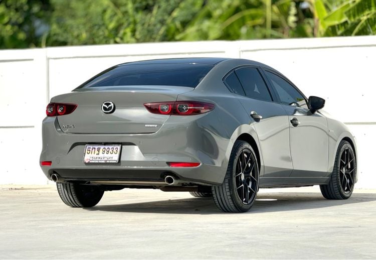 Mazda Mazda3 2021 2.0 SP 100th Anniversary Edition Sedan เบนซิน ไม่ติดแก๊ส เกียร์อัตโนมัติ เทา รูปที่ 3