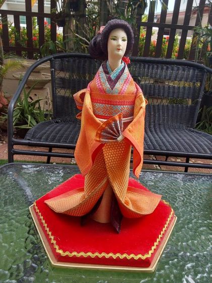 ตุ๊กตาญี่ปุ่นสวมผ้าไทย รูปที่ 3