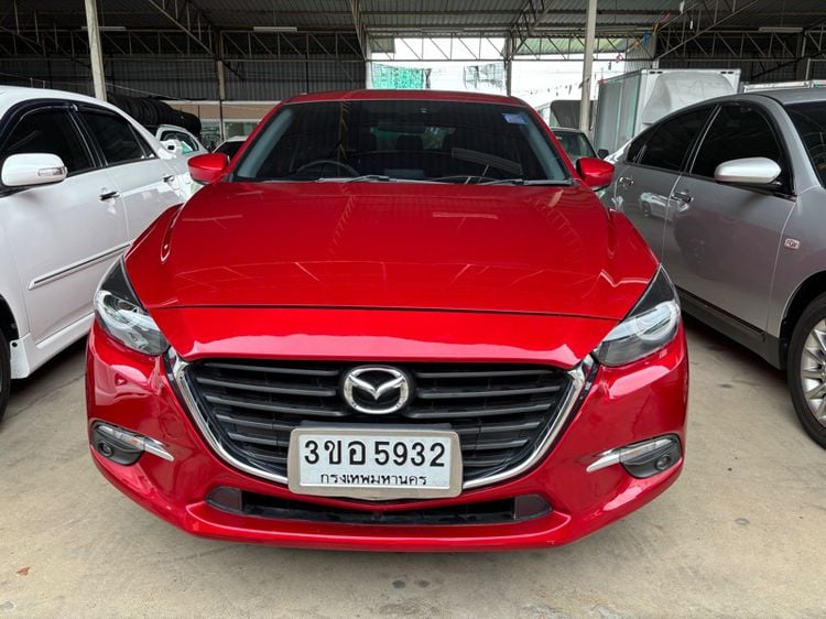 Mazda Mazda3 2016 2.0 S Sedan เบนซิน ไม่ติดแก๊ส เกียร์อัตโนมัติ แดง