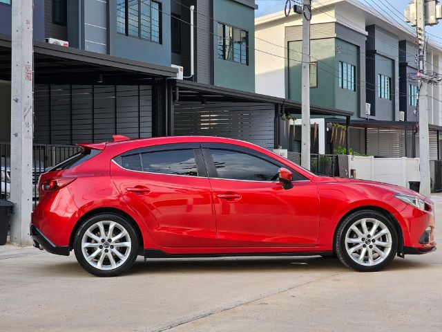 Mazda Mazda3 2014 2.0 S Sports Sedan เบนซิน ไม่ติดแก๊ส เกียร์อัตโนมัติ แดง รูปที่ 3