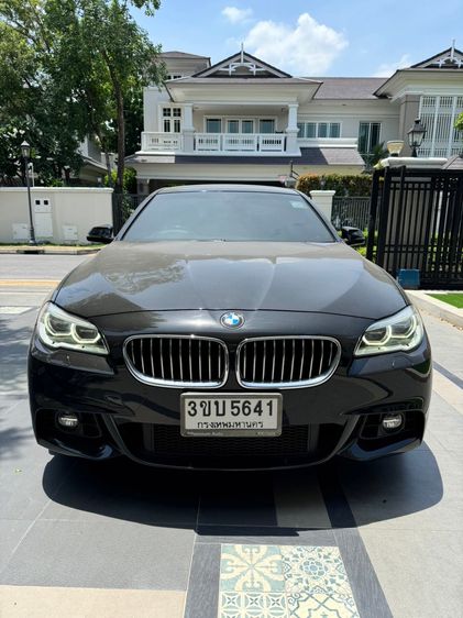 รถ BMW Series 5 525d สี ดำ