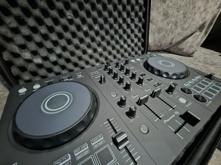 ขายเครื่องเล่น DJ CONTROLLER Pioneer ddj-flx4 รูปที่ 5