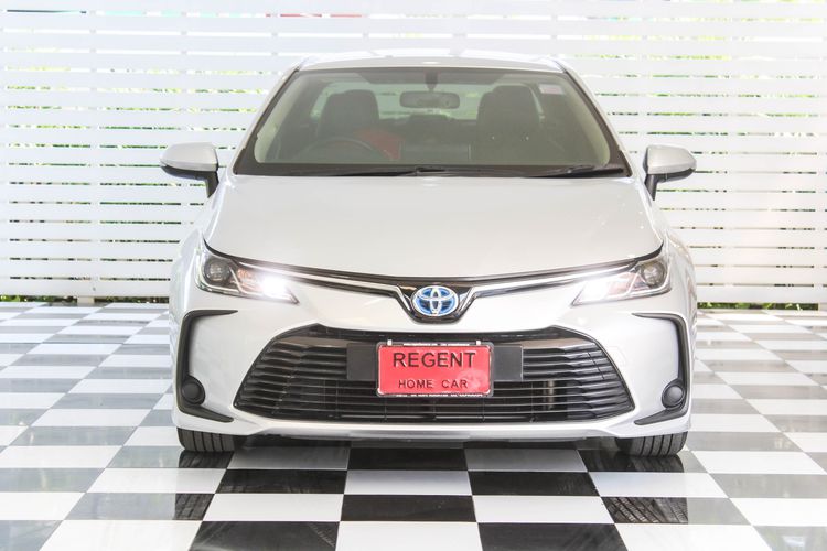 Toyota Altis 2020 1.8 Hybrid Mid Sedan ไฮบริด ไม่ติดแก๊ส เกียร์อัตโนมัติ เทา รูปที่ 2