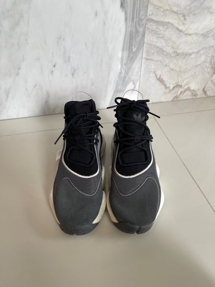 รองเท้า Adidas Crazy byw สีดำ ของแท้ ใหม่ มือ1 ยังไม่เคยใส่ uk8 รูปที่ 4