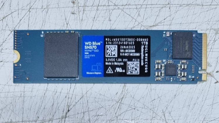 ที่เก็บข้อมูลและเมมโมรี่การ์ด SSD M2 ของ WD blue ขนาด 1TB SN570 สภาพเหมือนของใหม่  100 เปอเซ็นต์