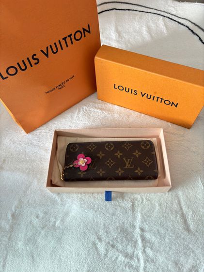 lv clemence blooming ปี17  รูปที่ 2