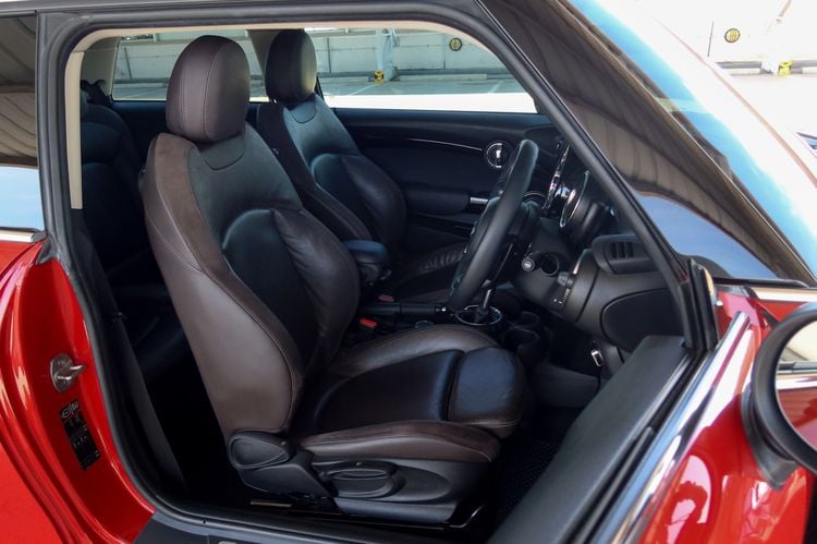 Mini Hatch Cooper 2016 2.0 S Sedan เบนซิน ไม่ติดแก๊ส เกียร์อัตโนมัติ แดง รูปที่ 3