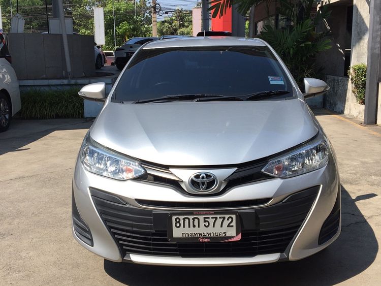 Toyota Yaris ATIV 2019 1.2 E Sedan เบนซิน ไม่ติดแก๊ส เกียร์อัตโนมัติ บรอนซ์เงิน รูปที่ 2