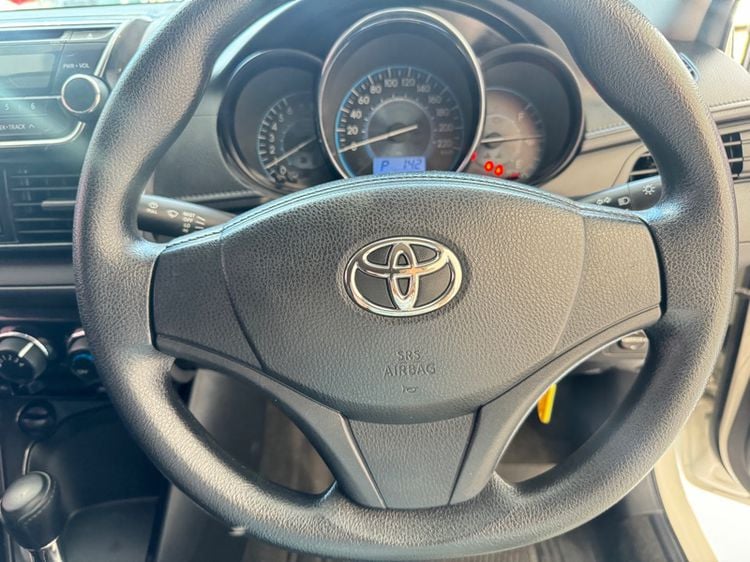 Toyota Vios 2020 1.5 Entry Sedan เบนซิน ไม่ติดแก๊ส เกียร์อัตโนมัติ ขาว รูปที่ 3
