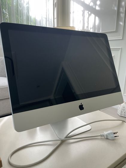iMac DESKTOP( 21.5 inch ) great condition Mid 2011 รูปที่ 1