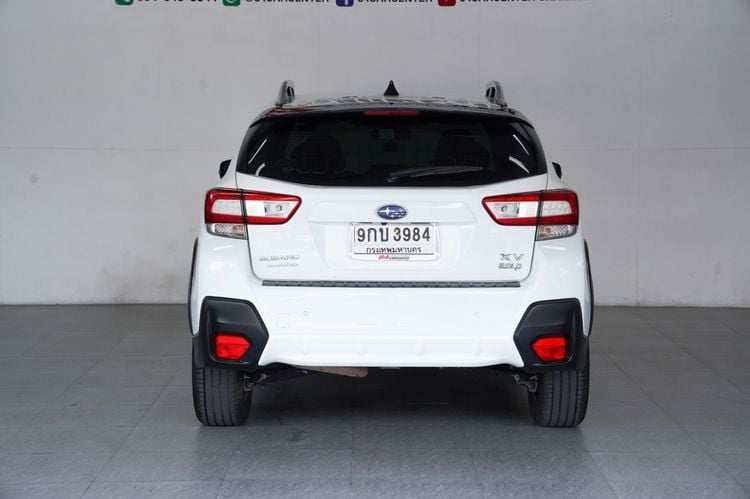 Subaru XV 2019 2.0 P 4WD Utility-car เบนซิน ไม่ติดแก๊ส เกียร์อัตโนมัติ ขาว รูปที่ 4