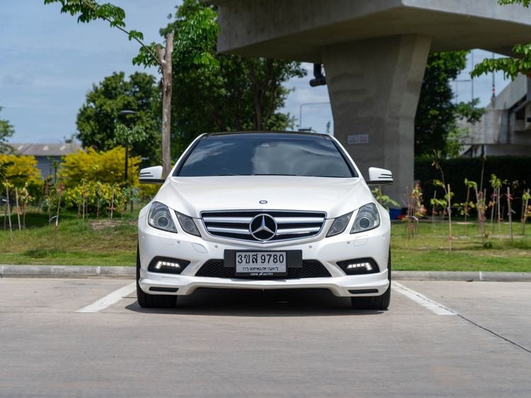 Mercedes-Benz E-Class 2011 E250 Sedan เบนซิน ไม่ติดแก๊ส เกียร์อัตโนมัติ ขาว รูปที่ 2