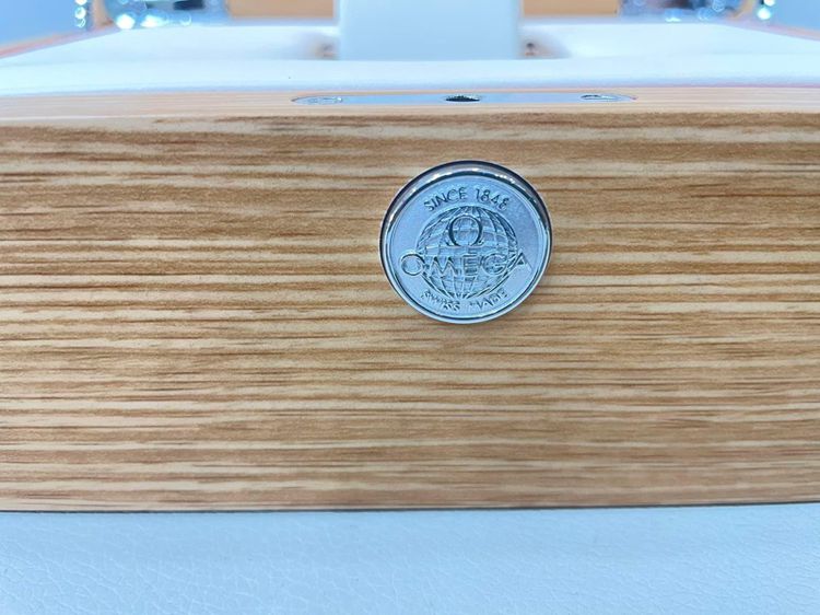 กล่องใส่นาฬิกา OMEGA แท้ กล่องไม้ สวยๆ รูปที่ 4