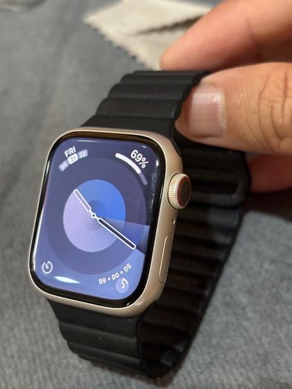Apple Watch Series 7 GPS Cellular 41mm Starlight Aluminium Case รูปที่ 1