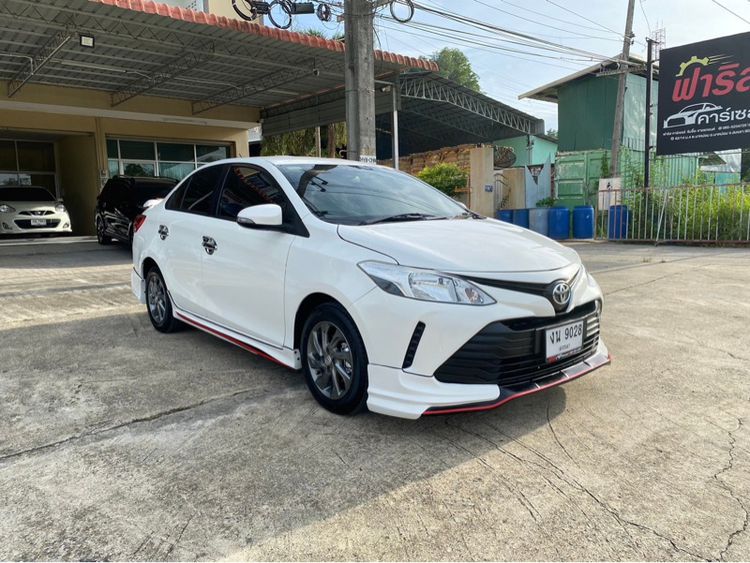 Toyota Vios 2019 1.5 J Sportivo Sedan เบนซิน ไม่ติดแก๊ส เกียร์อัตโนมัติ ขาว รูปที่ 3