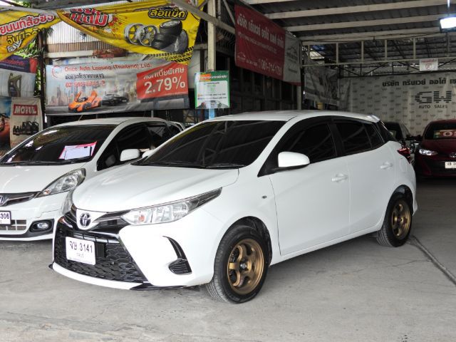 2020 Toyota Yaris 1.2 Entry Hatchback ราคา 339,000