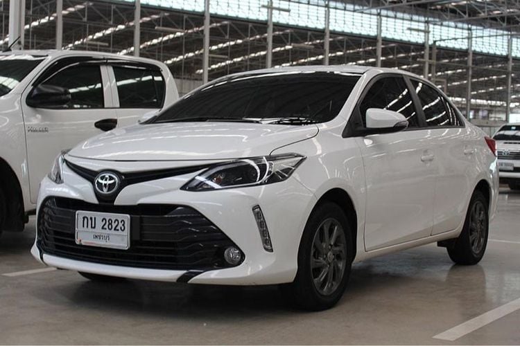 Toyota Vios 2021 1.5 Mid Sedan เบนซิน ไม่ติดแก๊ส เกียร์อัตโนมัติ ขาว