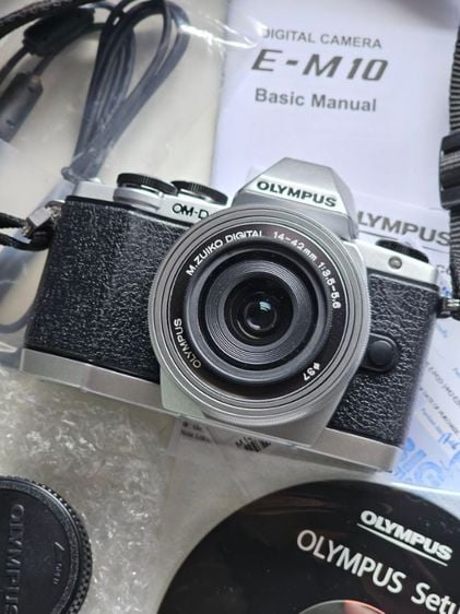 กล้องมิลเลอร์เลส ไม่กันน้ำ กล้อง Olympus OMD-10 พร้อมเลนส์ 40-150mm. สภาพนางฟ้ามาก