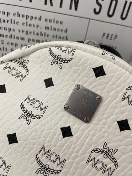 MCM backpack small ของใหม่ ป้าย 26000 ออกช็อป ขายถูกกว่าช็อป ป้ายห้อย  รูปที่ 2