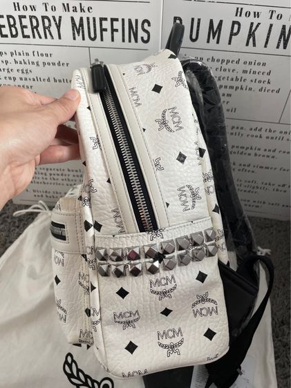 MCM backpack small ของใหม่ ป้าย 26000 ออกช็อป ขายถูกกว่าช็อป ป้ายห้อย  รูปที่ 4