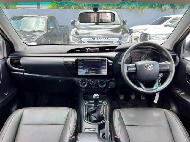 Toyota Hilux Revo 2019 2.4 J Plus Pickup ดีเซล ไม่ติดแก๊ส เกียร์ธรรมดา เทา รูปที่ 3
