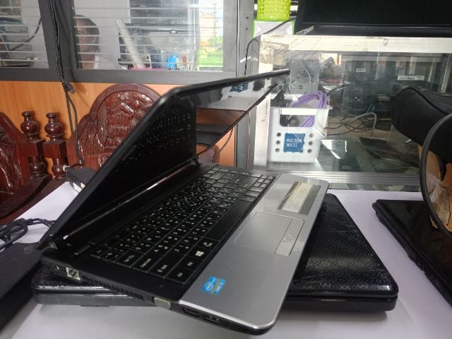 notebook acer aspire e1 471 intel core i3- 2348m ram 8 GB มือสองสภาพสวยแบตเตอรี่เก็บไฟนานเกิน 1 ชั่วโมง รูปที่ 3
