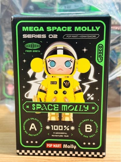 โมเดล Molly space