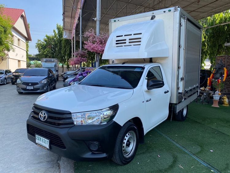 Toyota Hilux Revo 2018 2.4 J Plus Pickup ดีเซล ไม่ติดแก๊ส เกียร์ธรรมดา ขาว