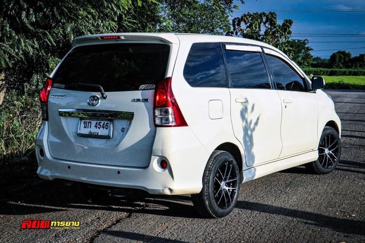 Toyota Avanza 2013 1.5 S Utility-car เบนซิน ไม่ติดแก๊ส เกียร์อัตโนมัติ ขาว