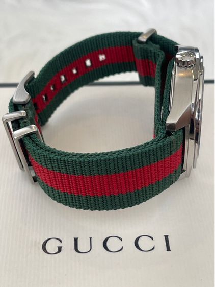 GUCCI GG2570 Blue Dial 40 mm Green and Red Nylon Watch YA142301  รูปที่ 10